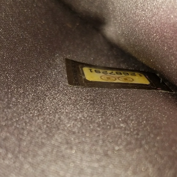 "SOLD"ON SALE NOW WITH NEW PRICE Auth. Chanel - Picture 2 of 8